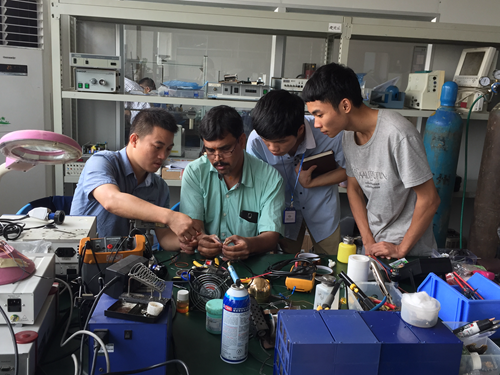 Rigid endoscope repair training for Indian
